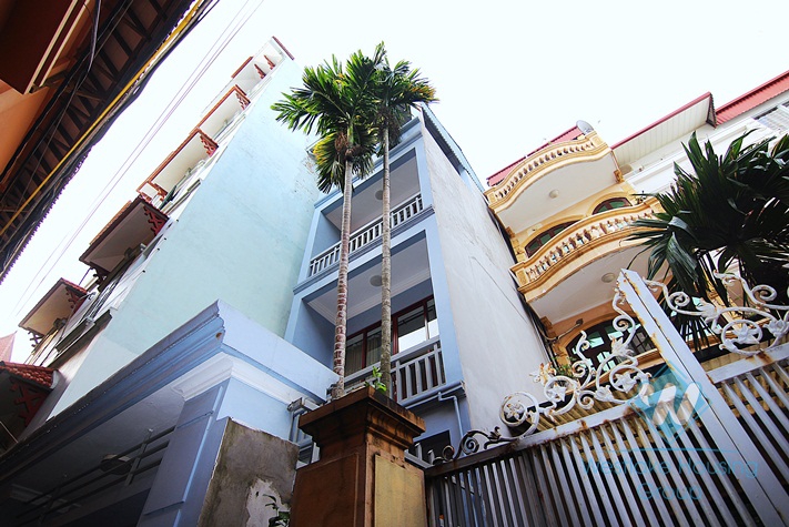 Cosy house for rent in Tu hoa St, Tay Ho , Hanoi. 